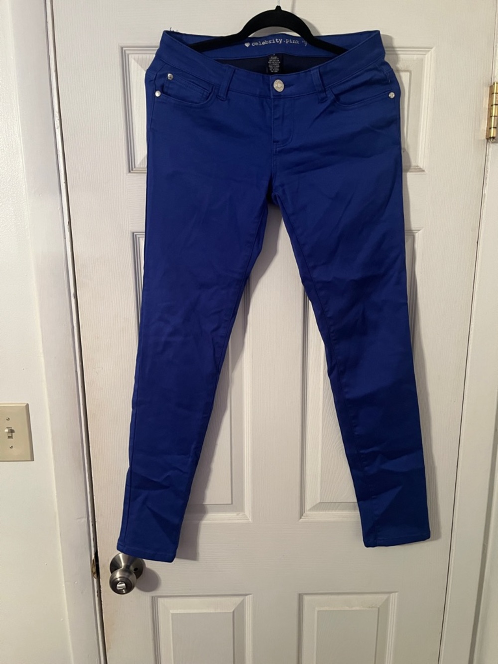 Celebrity Pink Slim Stretch Skinny Pants in Royal Blue